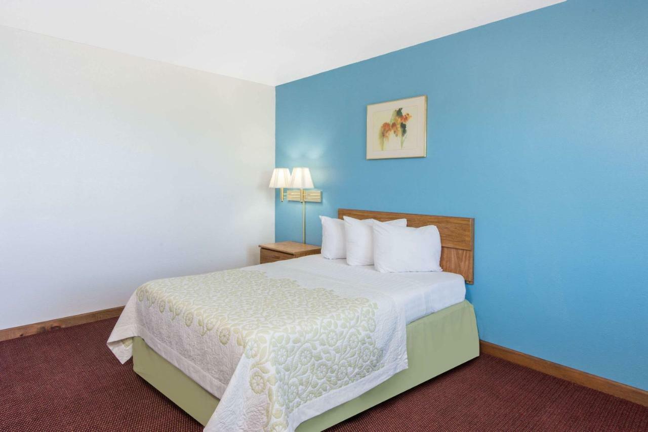 Days Inn By Wyndham Mountain Grove Eksteriør bilde